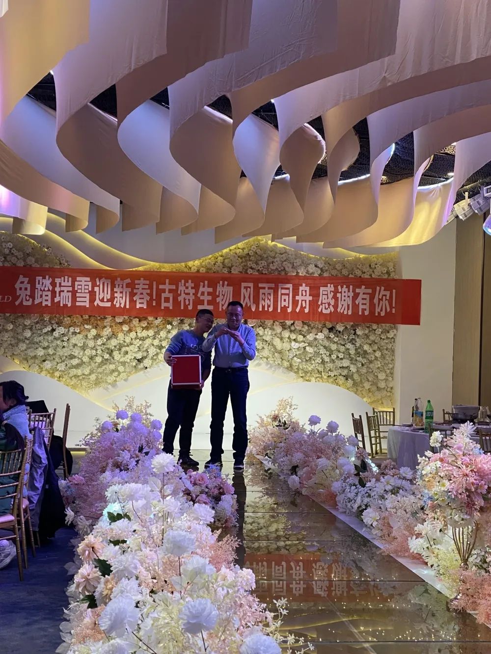 愿我們2023年乘風(fēng)破浪，行穩(wěn)致遠(yuǎn)